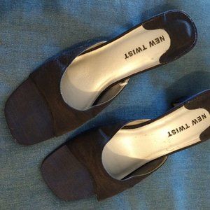 New Twist 9M Slip-On Silk Dupioni Fabric Mules